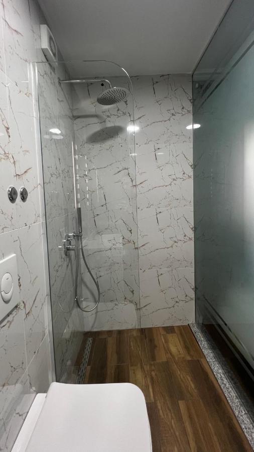 Vila 90 Boutique Hotel Tirana Exterior photo